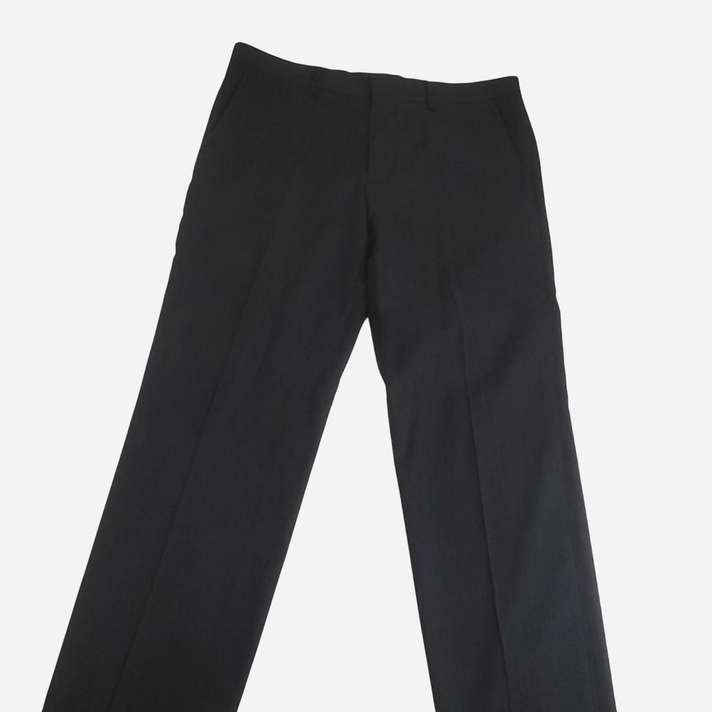 J.F ferrar Black tailored trousers with non adjustable waist and cuffs. Size: 32